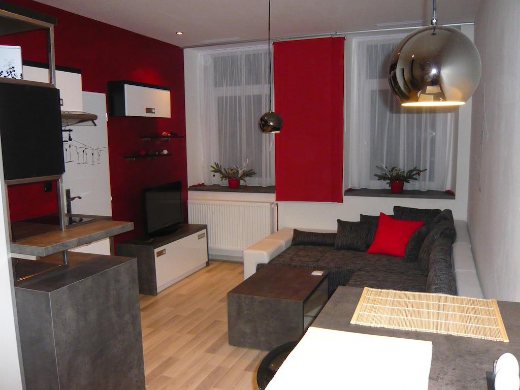 Apartmany Liska Mlade Buky Room photo