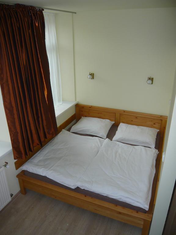 Apartmany Liska Mlade Buky Room photo